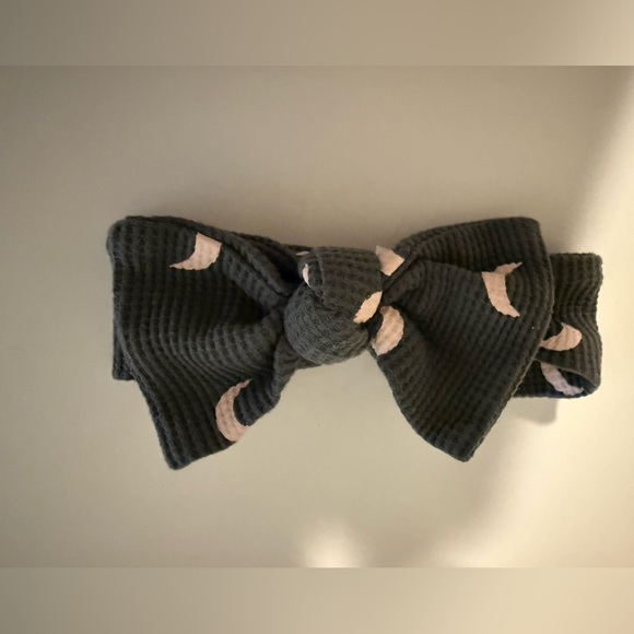 Spearmint Love Moon Bow Headband - Picture 1 of 2